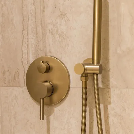 Elegant Parisian For 6 Boulevard Voltaire