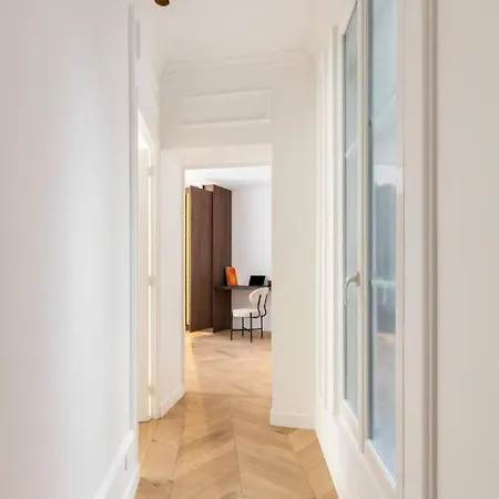 Central&spacious 2bd For 6 Daire Paris