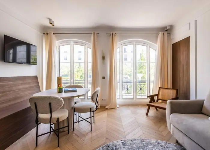 Apartament Central&spacious 2bd For 6 Paryż